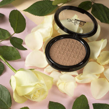 Load image into Gallery viewer, Summer Glow Bronzing Powder
